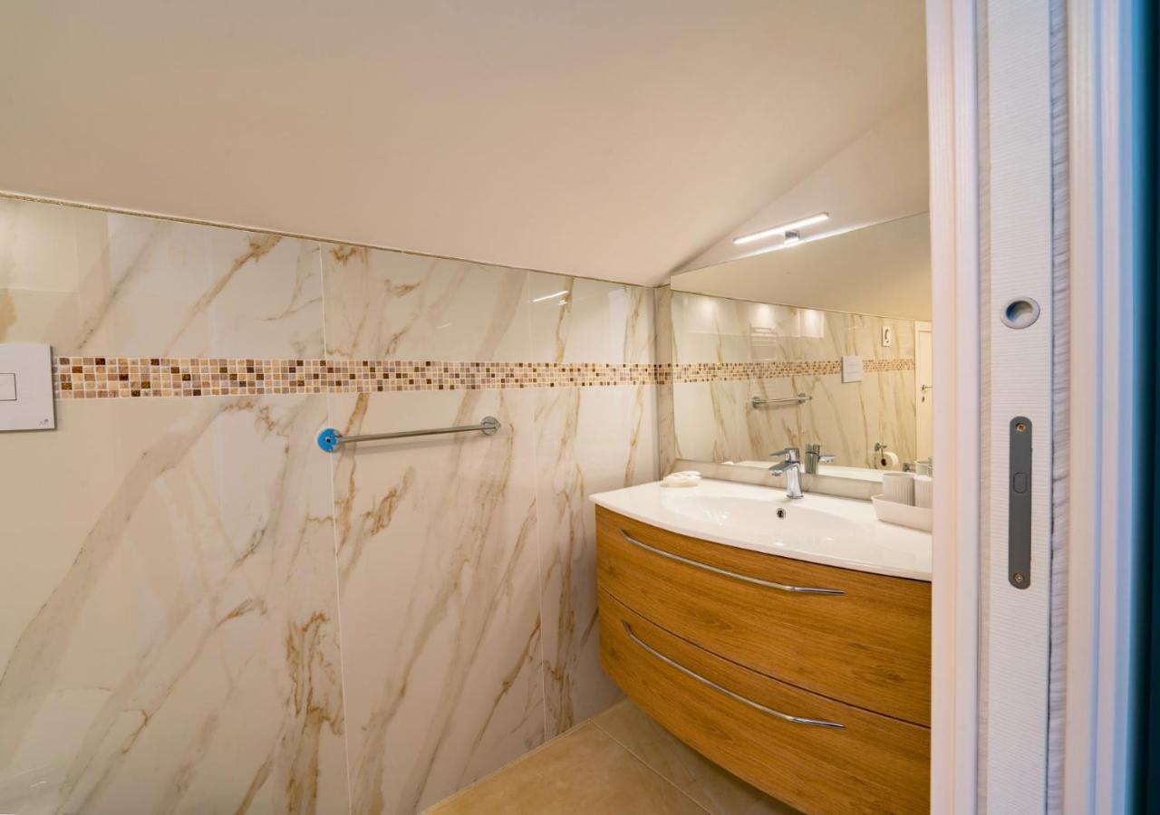 Villa Dei Cesari Bed & Breakfast Santa Maria La Carita Екстер'єр фото
