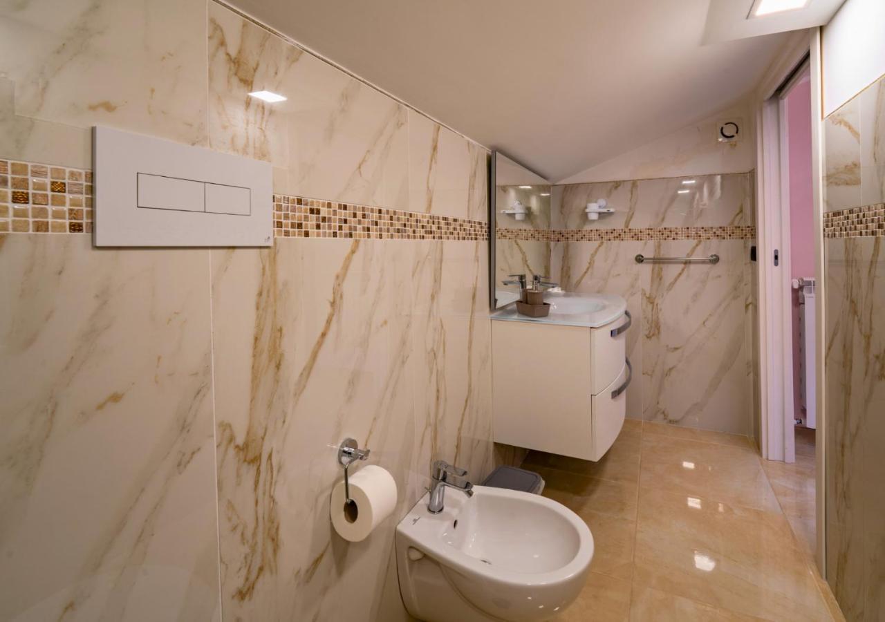 Villa Dei Cesari Bed & Breakfast Santa Maria La Carita Екстер'єр фото
